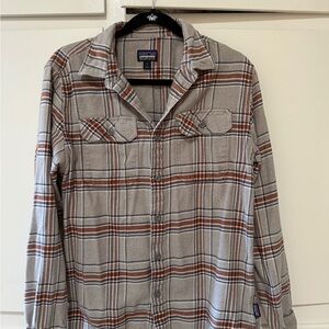 Patagonia Gray and Brown Notched Collar Button Down Flannel